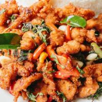 Pad Ped Gai Grob · กระเพราไก่กรอบ 🌶🌶🌶🌶🌶 Crispy chicken, Thai fresh chili, pepper, gra prao leaves