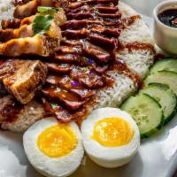 Kow Moo Dang · ข้าวหมูแดง Roasted pork, crispy pork, boiled egg with red BBQ sauce