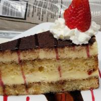 Tiramisu Cake · 