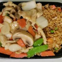 Moo Goo Gai Pan · Chicken breast meat with mushrooms and other  vegetables seasoning white sauce