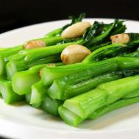 Sautéed Chinese Broccoli With Garlic · 