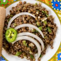 Azefa · Lentil salad and chili pepper, seasoned with olive oil and spices.