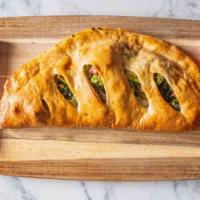 Vegetarian Stromboli (Small) · Broccoli, spinach, fresh tomatoes, onions, mushrooms, peppers and black olive.