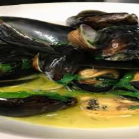 Mussels White Wine · Mussels sautéed in white wine.