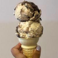 Premium Ice Cream (Medium) · 