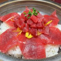 Tekka Don · Tuna sashimi, tuna block.