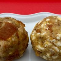 Bolones · Bolon de queso, chicharron o mixto
Fried plantain ball with cheese, chicharron, or both