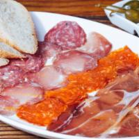 Charcuteria Mixto · Chef's selection of cured meats