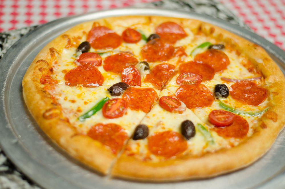 Mozzarella Pizzeria · Italian · Pizza · Salad