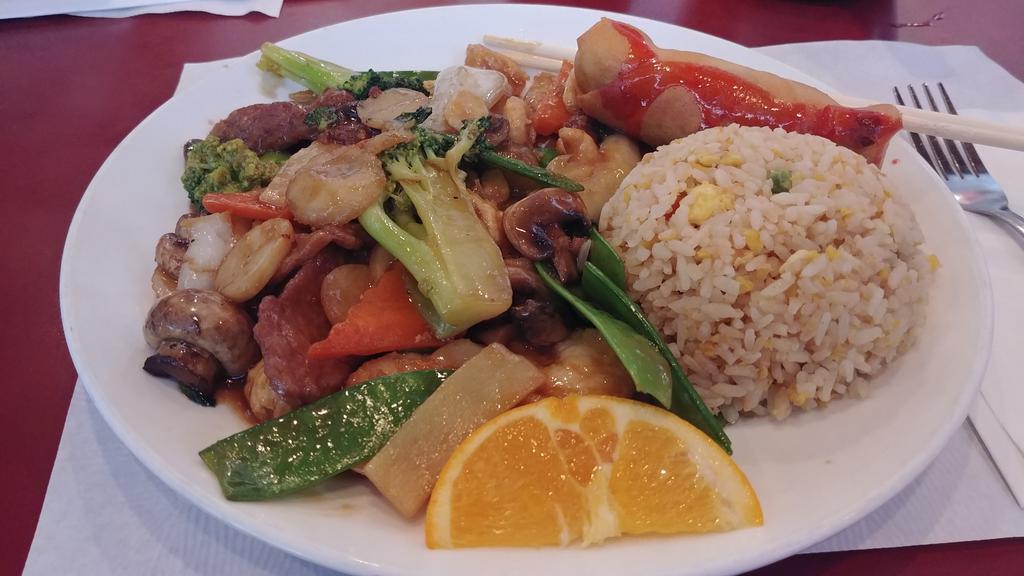 Asian Garden Restaurant · American · Seafood · Chinese Food · Chicken · Salad