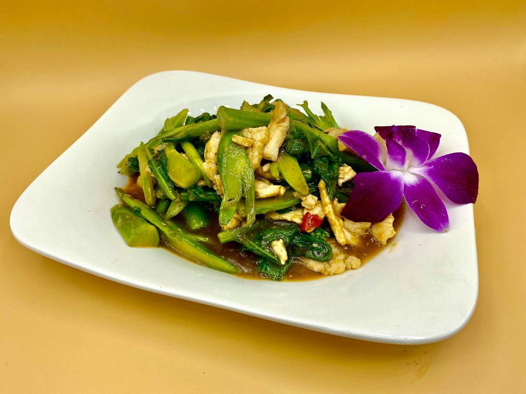 Thai Spoon · Thai · Chinese · Salad · Noodles · Indian