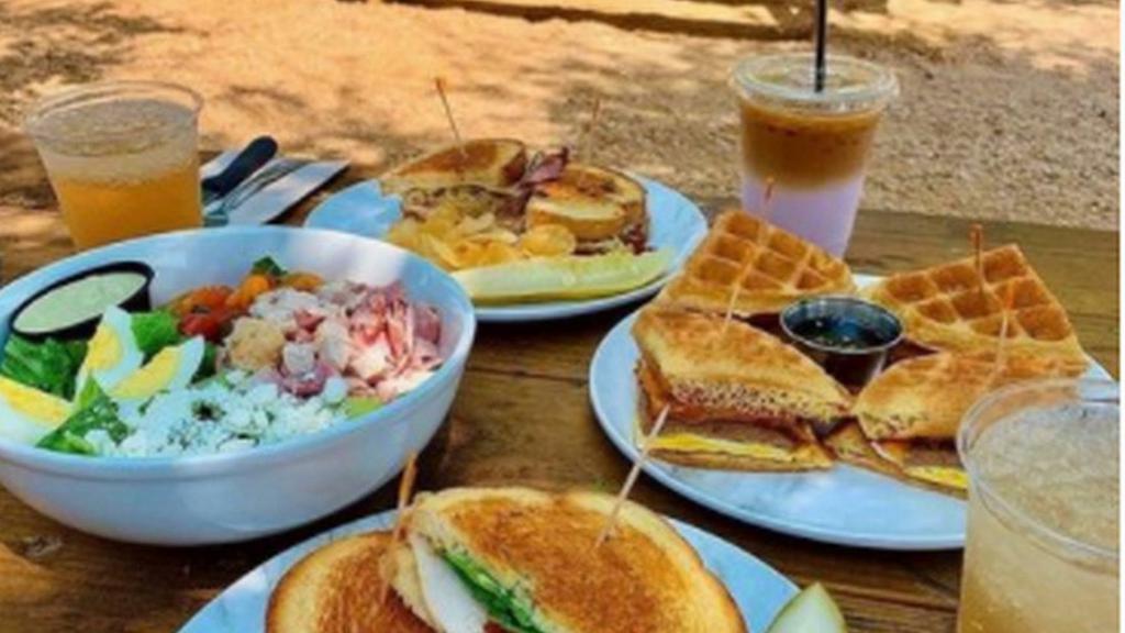 Shayna's Place · Breakfast · Coffee · Salad · Sandwiches