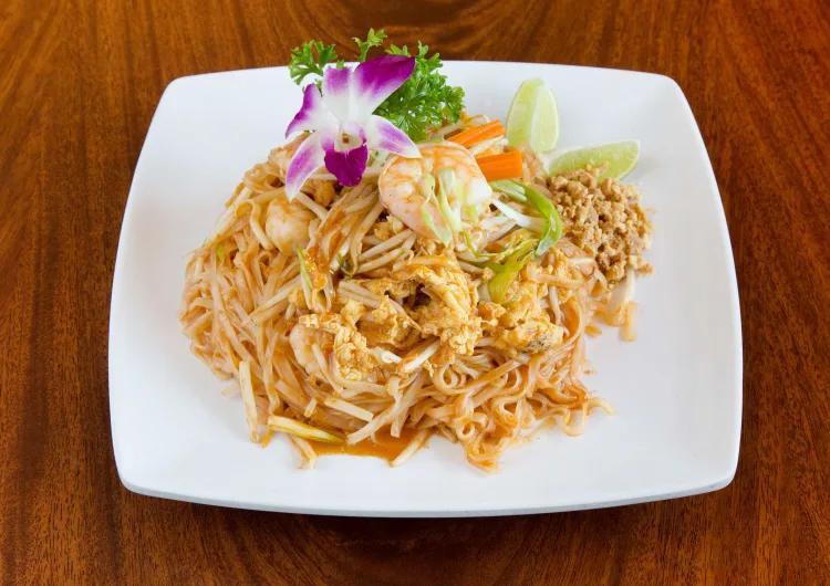 Thai basil Ahwatukee · Thai · Salad · Noodles · Indian · Desserts