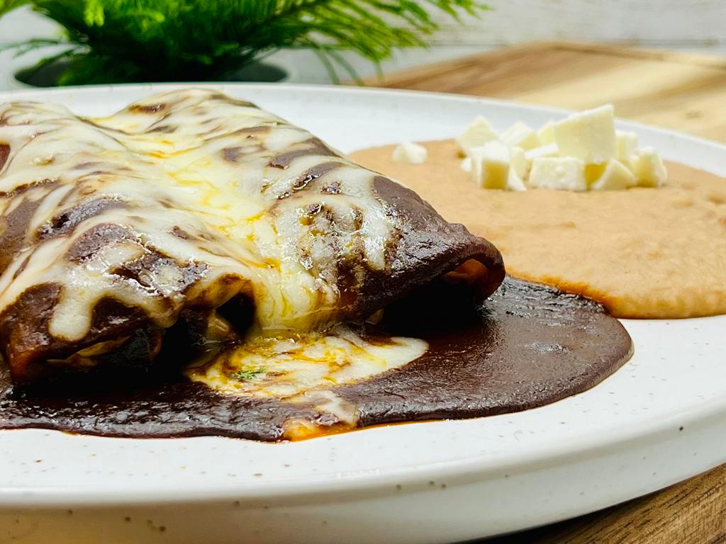 Tailgathor · Mexican · Chicken · Desserts