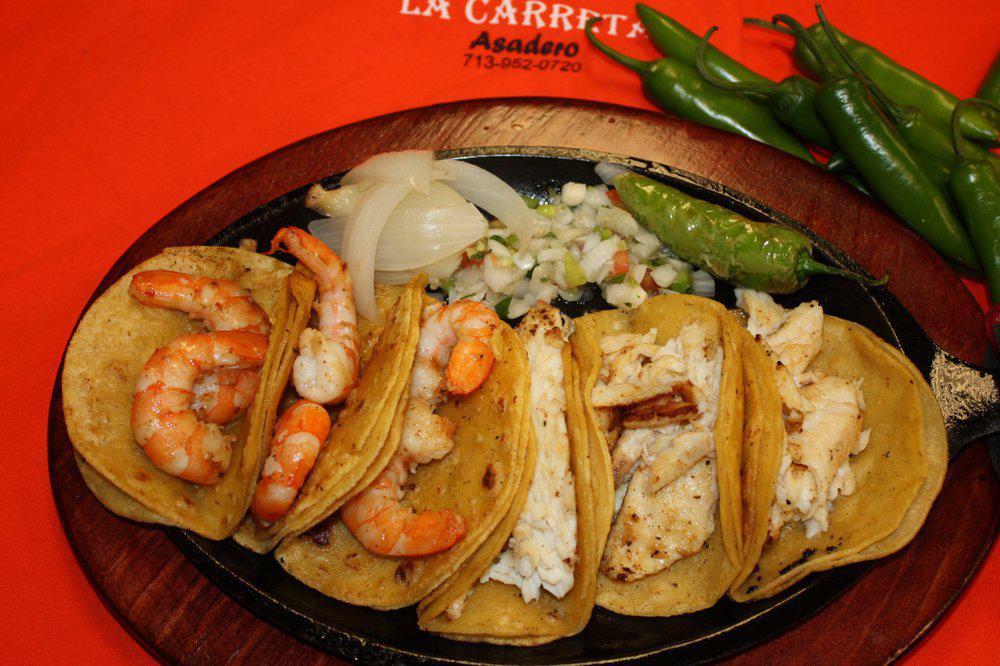 Tacos La Carreta Asaderos · Mexican · Breakfast · Japanese