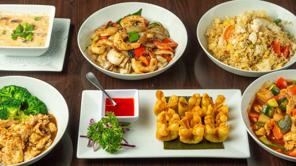 Kanjana Thai Cuisine · American · Soup · Chinese Food · Seafood · Noodles · Desserts · Thai
