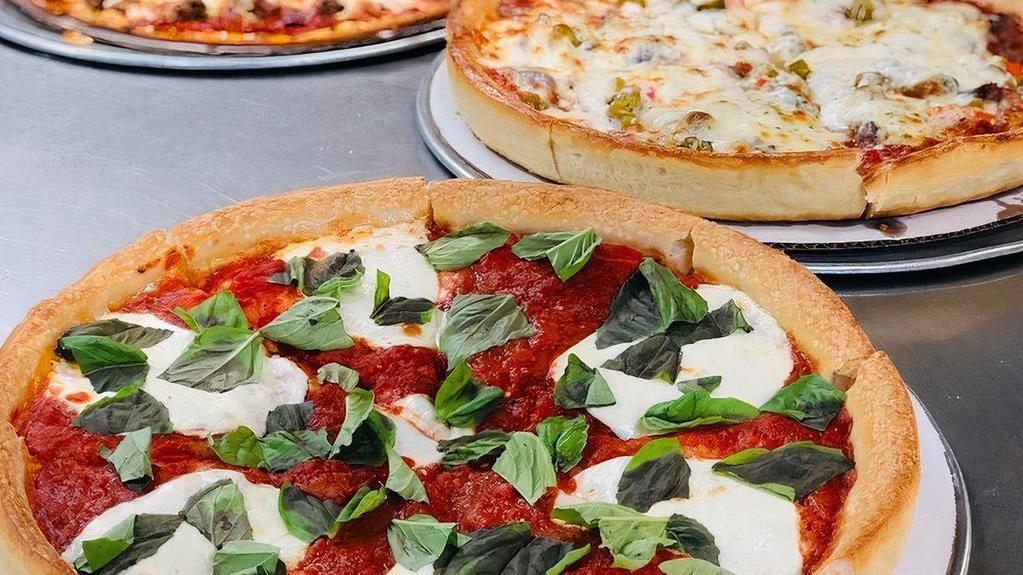Buddyz A Chicago Pizzeria · Italian · Sandwiches · Salad · Pizza