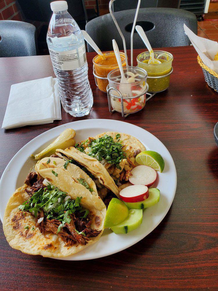 La Sirenita restaurante 3 · Mexican · Soup · Vegan · Seafood · Chicken
