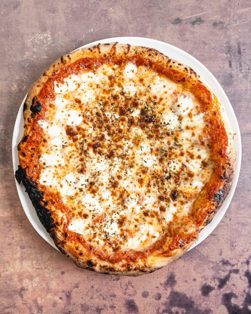 Mattenga's Pizzeria · Italian · Pizza · Chicken · Salad