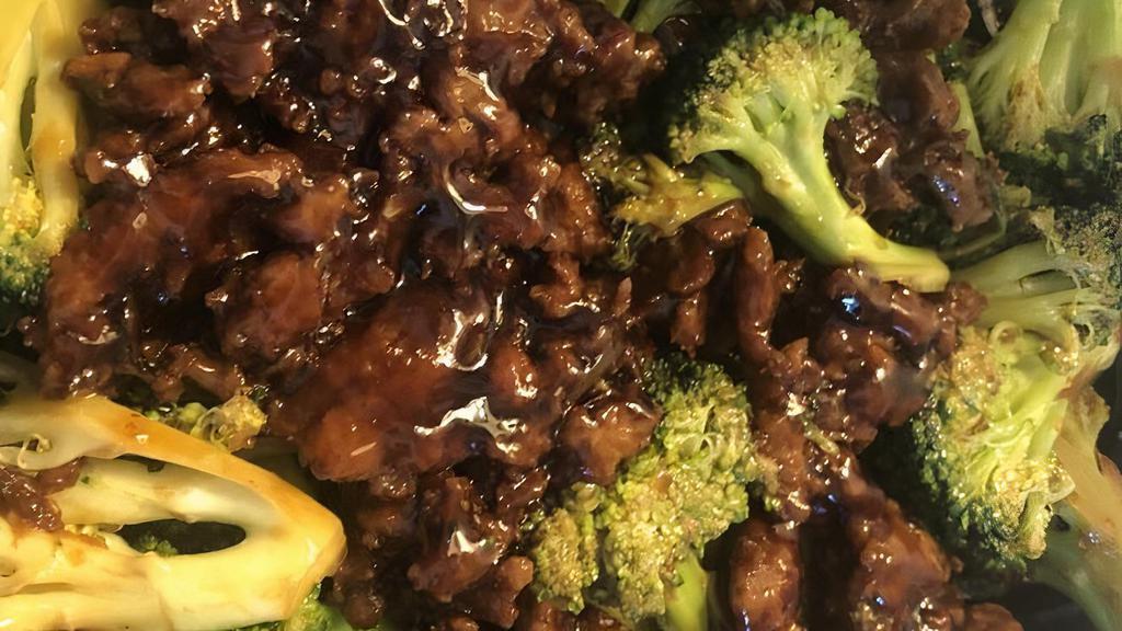 Chicken & Broccoli · Comes with steamed rice