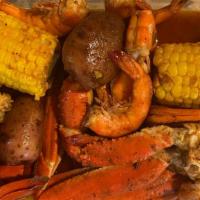Seafood Deluxe · Come with 1 Lobster Tail, 1/2 Lb Snow Crab Legs, 1/2 Lb Shrimp (no head)