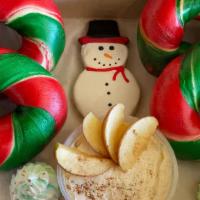 Holiday Gift Box 1 · 4 holiday bagels, 1 apple pie/plain cream cheese, 2 holiday meringue cookies, 1 large iced s...