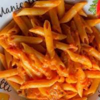 Rigatoni Tomato Basil Catering · 