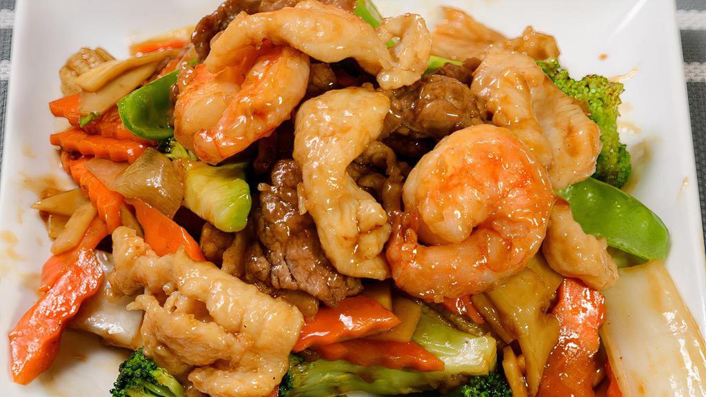 Triple Delight · Shrimp, chicken & beef sauteed with mixed vegetable in brown sauce.