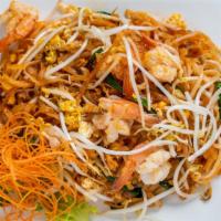 Pad Thai Noodle · Sautée Thai rice noodles with egg, bean cake, chive, fresh bean sprouts and ground peanuts.