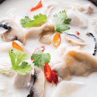 Tom Kha  · Choice of meat in galangal, lemongrass and coconut milk stock with mushroom, cilantro