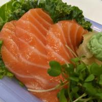 Salmon Sashimi · 3 pieces
