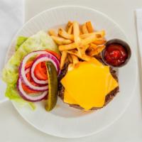 *Cheeseburger Platter · 100% Angus beef on brioche bun. Topped with lettuce, tomato, mayo, and american cheese.