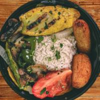 Bowl Vegetariano · White rice, black beans , vegetales mixtos
