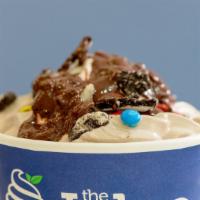 Medium · Top rated. 12 oz. Includes two yogurt or sorbet flavors and two toppings.