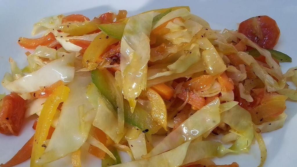 Cabbage Medley · Steamed cabbage, broccoli and carrots.