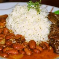 (Patron  Combo) · Cualquier tipo de carne y arroz y frijol (any choice of meat with rice and beans).