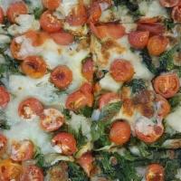 Detroit Veggie · cheese blend, mushrooms, spinach, cherry tomatoes, basil garlic oil
