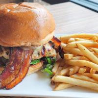 Honey Mustard Chicken Sandwich Entree · Whole grilled chicken breast, thick center-cut bacon, swiss cheese, lettuce, tomato, onion w...