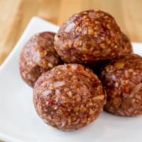 Strawberry Almond Bites · Whole Grain Oats, Strawberry Preservatives, Almond Butter, Agave, Coconut, Vanilla Extract