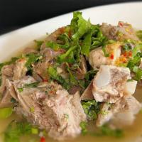 Super Rock Pork Bone Soup *** Ⓖ New!! · (3/5 Medium Spicy Level)

Pork Spare Rib | Pork Neck | Cilantro | Scallion | Thai Chili | Sp...
