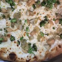 The Boardwalk · Classic New York white pie with broccoli, marinated artichokes and roasted garlic.