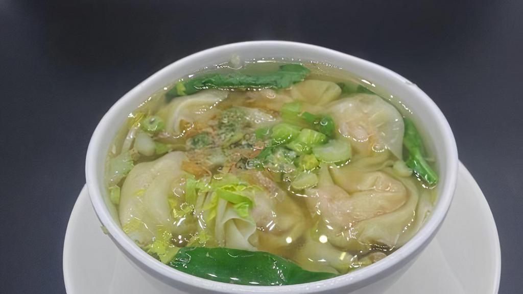Sm Wonton · SHRIMP WONTONS, SPINACH, SPRING ONIONS, MINCED CELERY, FRIED GARLIC & BEAN SPROUTS IN OUR CHICKEN BONE BROTH OR VEGGIE BROTH