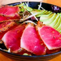 Pepper Tuna Salad · New. Spring mix greens, seared tuna, avocado, cherry tomatoes, pears, cucumbers, red onions,...