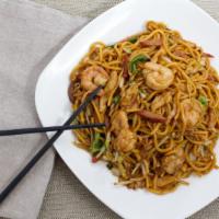House Special Lo Mein · Thick soft noodle.