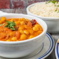  Channa Masala · Garbanzo beans cooked in traditional spices.