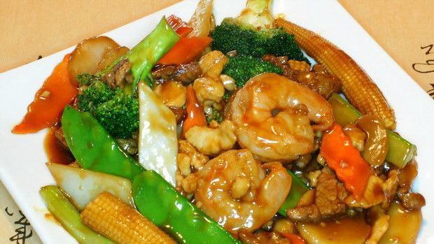 Triple Delight  · Chicken, Beef, Shrimp With Mix Vegetables