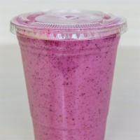Mix Berries, Fresa, Melon And Guineo Smoothie · Mix Berries, Strawberry, Melon and Banana.