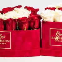 Rose Blossom Chicago Heart · Rose Blossom Chicago Small Heart box features 10-12 fresh premium roses. You can select your...
