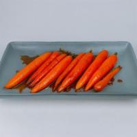 Glazed Carrots · (Vegetarian, gluten-sensitive)