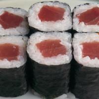 Tekka Maki (Tuna Roll) · Tuna, Rice, seaweed on outside